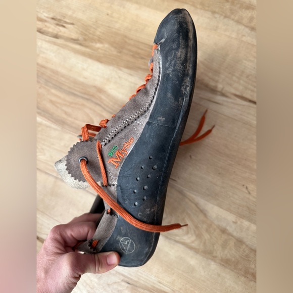 La Sportiva Mythos Eco Climbing Shoes, Sz 48 (euro) - Picture 3 of 4